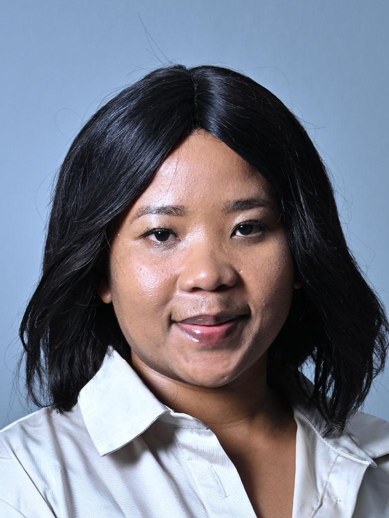 Dr Y Maziko